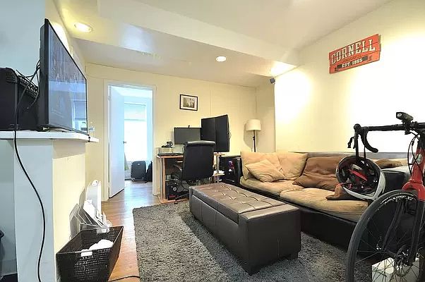 1st image of 4 E 30th St APT 4B