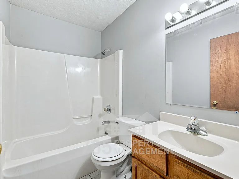 1214 S 3rd St #B — Photo 14