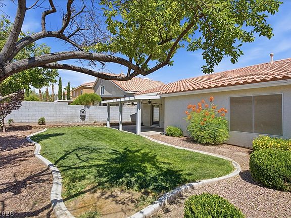 3rd image of 9559 Antelope Bend Ct