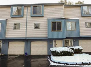 588 E Center St UNIT B, Manchester, CT 06040