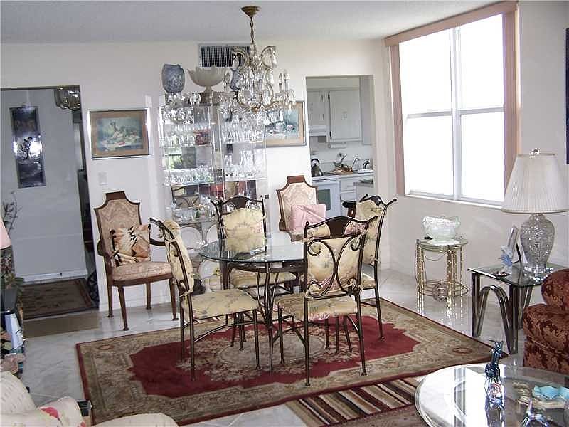 2nd image of 3801 Environ Blvd APT 512