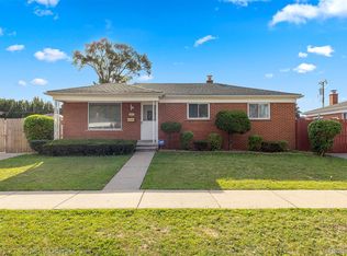 1375 Wilson Ave, Lincoln Park, MI 48146