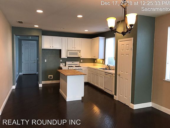 3rd image of 5629 La Casa Way
