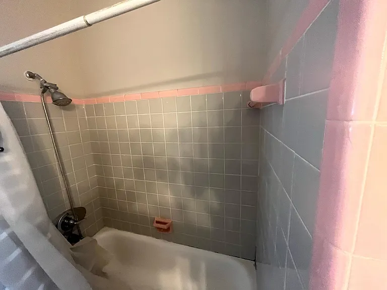 2476 Coronado Way — Photo 4