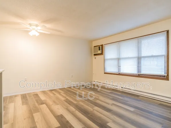 302 Franke St #A1, Joice, IA 50446