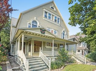 340 Cherry St SE, Grand Rapids, MI 49503