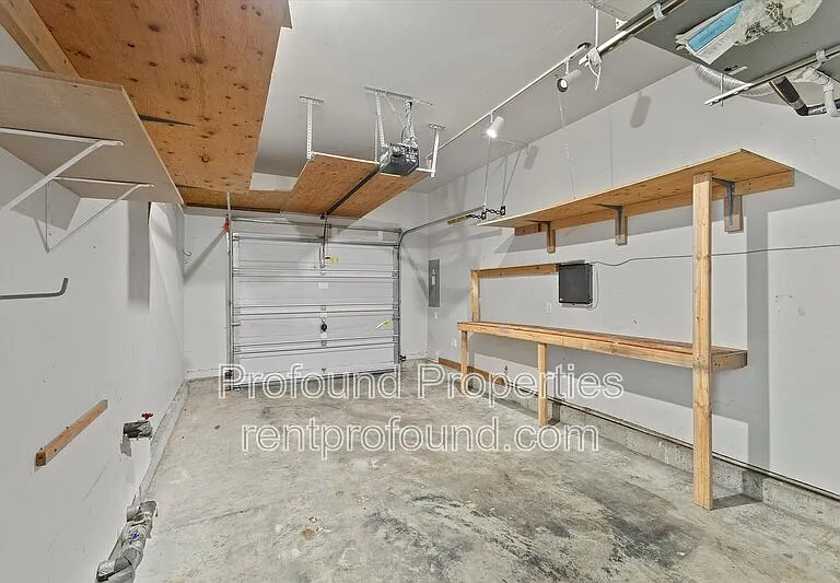 17634 SW September Ln — Photo 30