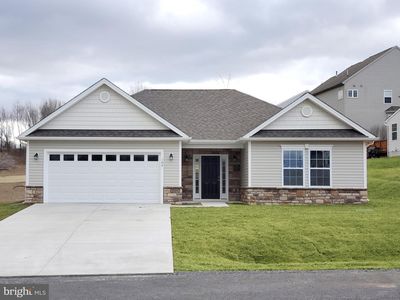 121 Cabriolet Ct, Martinsburg, WV, 25401