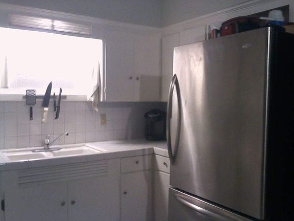 5th image of 624 64th Ave S