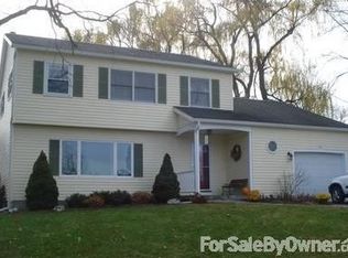 62 Severson Hill Rd, Voorheesville, NY 12186