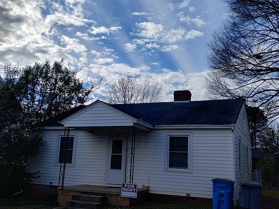 2nd image of 818 Walnut St