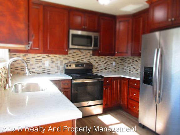 4th image of 2255 Cecil Ave
