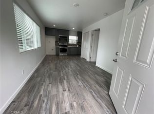 1517 S Diamond St, Santa Ana, CA 92704