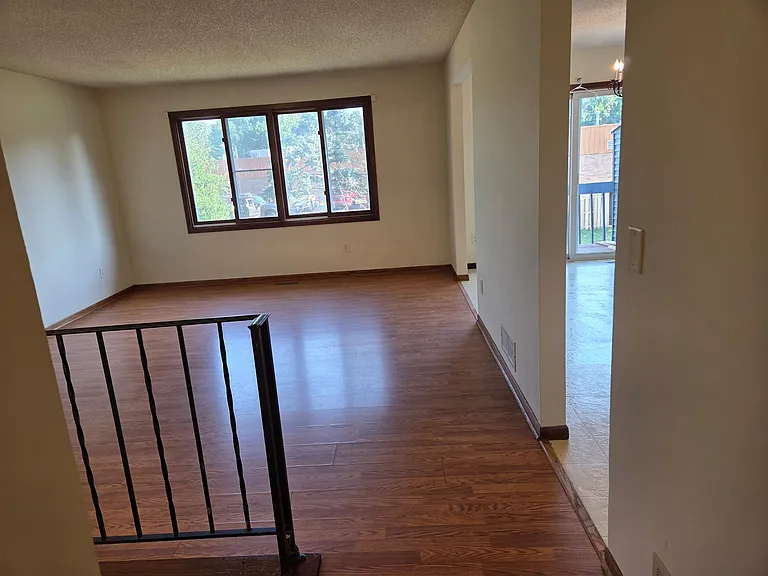 7829 Xerxes Ct N — Photo 3