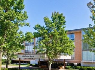 1301 N Western Ave UNIT 101, Lake Forest, IL 60045