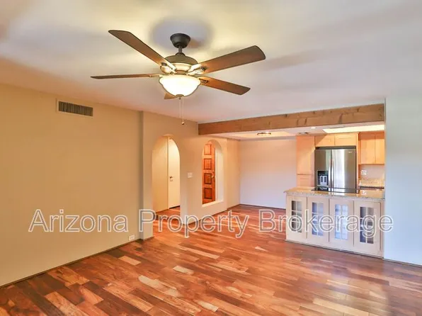 7557 N Dreamy Draw Dr, Phoenix, AZ
