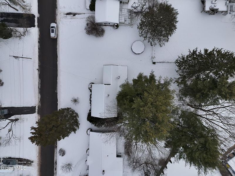 2nd image of 20 Sharon Street