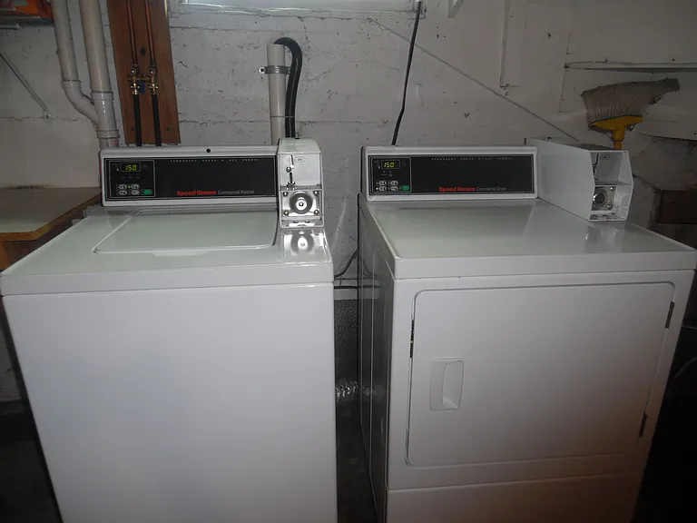 51 Union St #2 — Photo 8