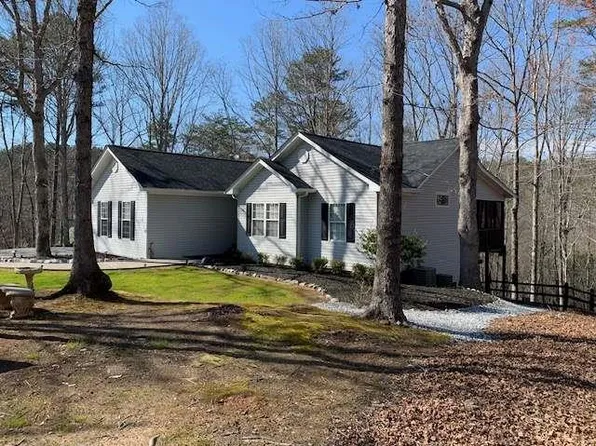 789 N Falling Waters Dr, Demorest, GA 30535