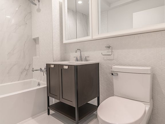 4th image of 409 Eastern Pkwy #1010B