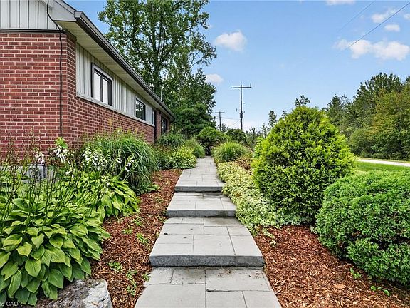 3rd image of 1216 Cataract Rd