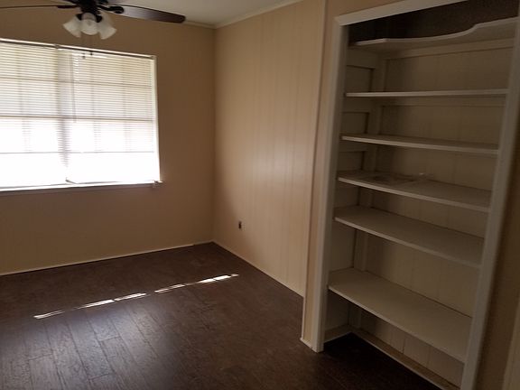 4th image of 9436 Doty St