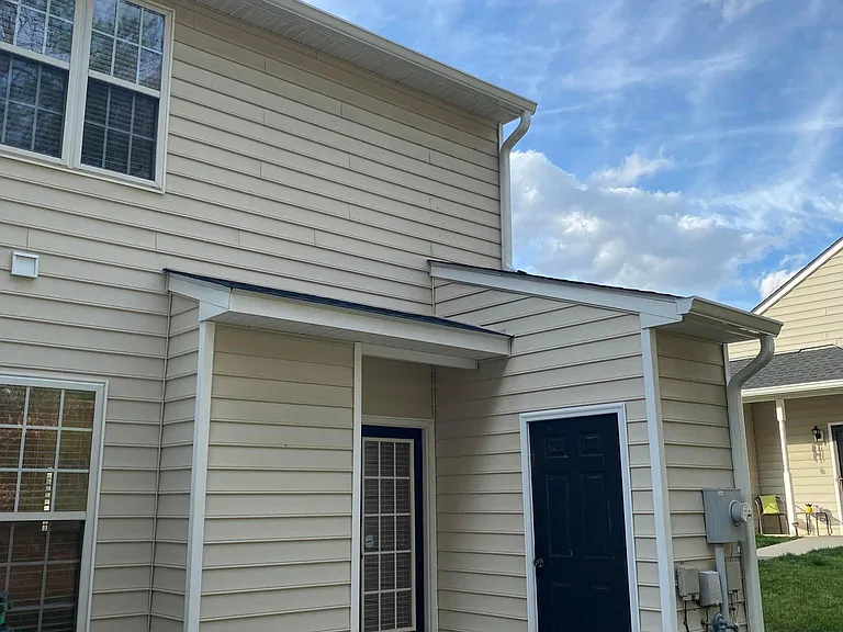 9110 Grassington Way — Photo 3