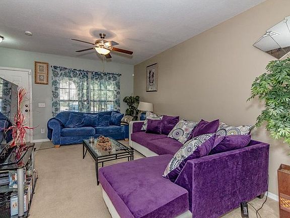 4th image of 409 Wilton Cir