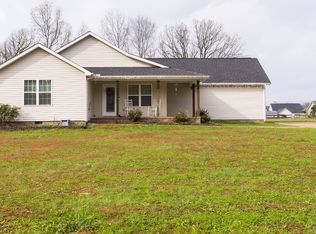 658 Springwater Dr, Summertown, TN 38483