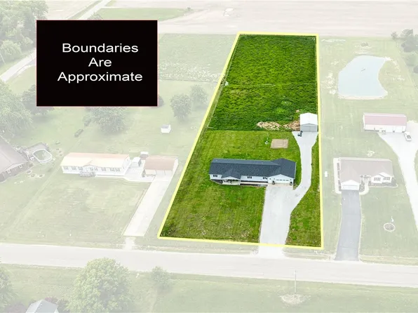 9355 N 1000th Rd, Effingham, IL 62401