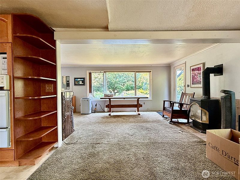 2nd image of 3719 Commercial Avenue