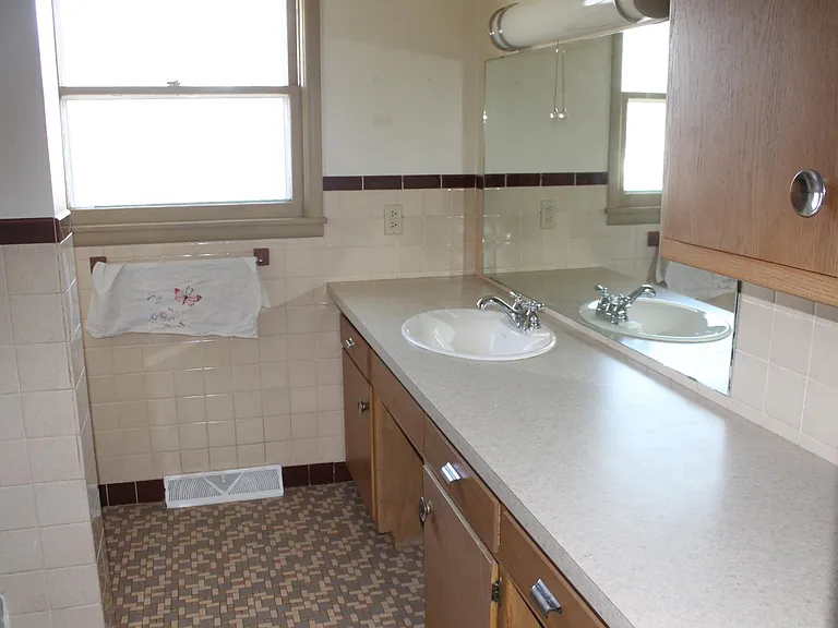 Back bathroom