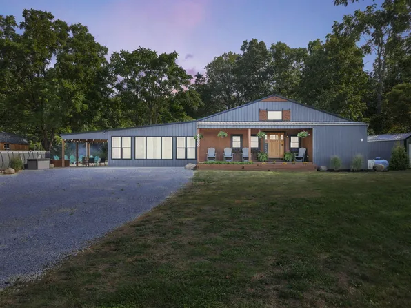 10792 State Route 28, Frankfort, OH 45628