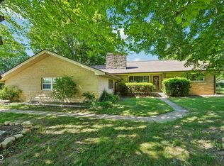 320 Maple St, Greenwood, IN 46142