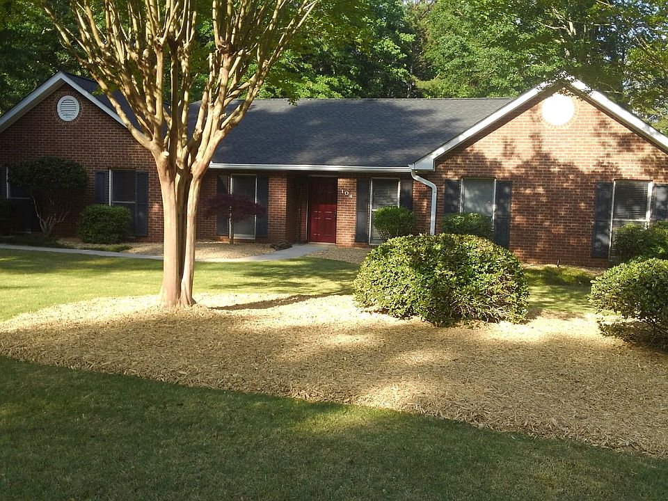 1st image of 104 Lakewood Dr