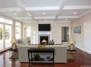 16 Marshall Rd, Wellesley, MA 02482