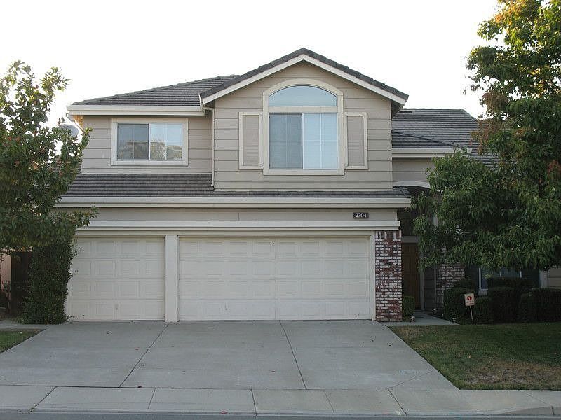 1st image of 2704 Joshua Ct
