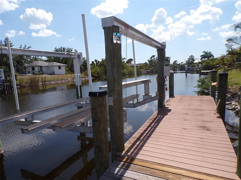 15624 Hennipen Cir — Photo 24
