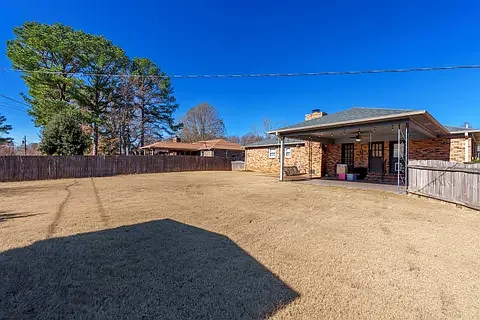 318 Wright Dr — Photo 8