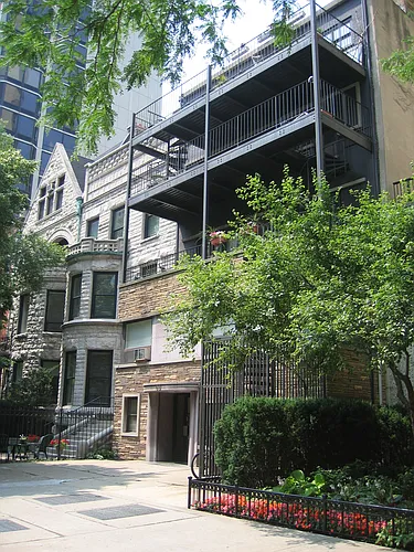 60 E Bellevue Pl #3-C Photo 1