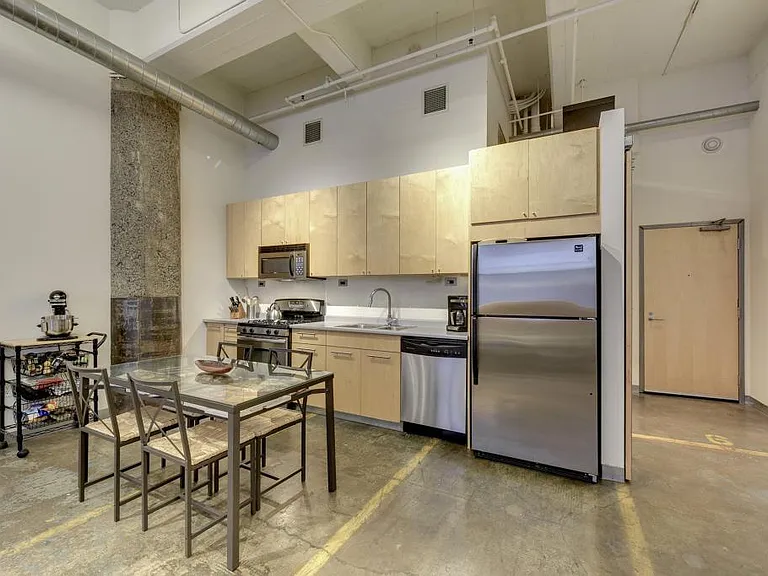 700 Washington Ave N #208 — Photo 11