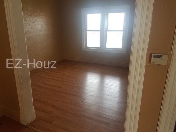 2nd image of 1821 Bailey Ave
