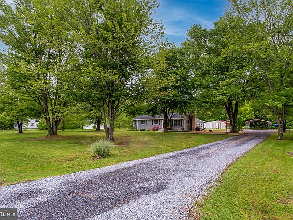 3rd image of 49187 Trapp Rd