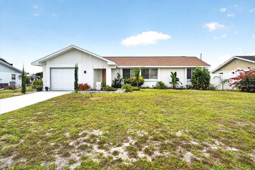 885 Fairfax Ter NW, Port Charlotte, FL - View 3