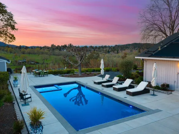 6056 Ross Branch Road, Sebastopol, CA 95472