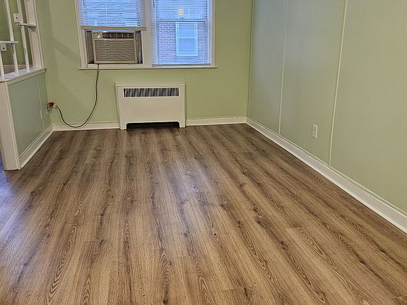 3rd image of 1236 Gilham St