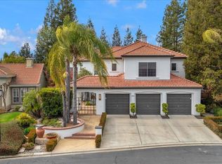 10322 N Sinclair Cir, Fresno, CA