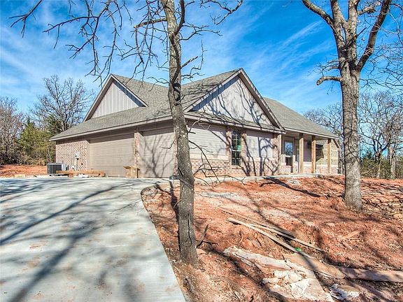 3rd image of 15350 Acorn Cir