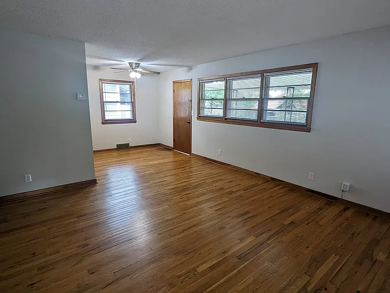 2214 S Wichita St — Photo 4