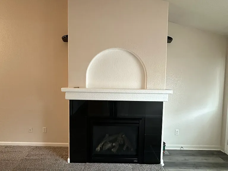 3584 S Cherokee St — Photo 2